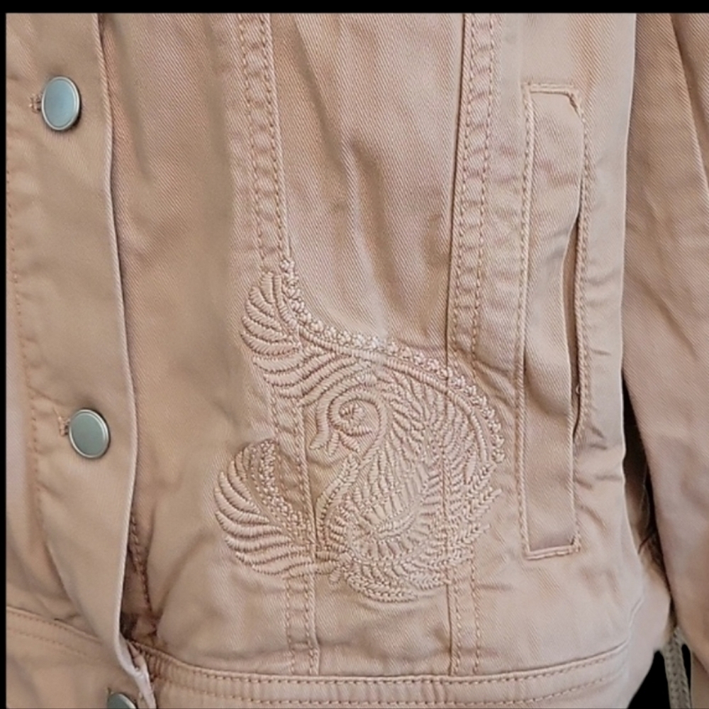 Loft Jacket - Picture 4 of 4